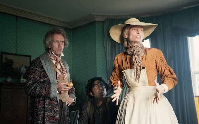 La vita straordinaria di David Copperfield – La recensione dell’adattamento con Dev Patel e Tilda Swinton