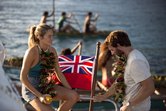 Resta con me – La recensione del survival movie con Shailene Woodley e Sam Claflin