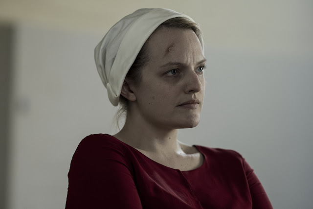 Elisabeth Moss e Michael Stuhlbarg sono i protagonisti del thriller ‘Shirley’