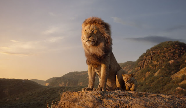 ‘Il re leone’: una featurette anticipa la canzone ‘Hakuna Matata’