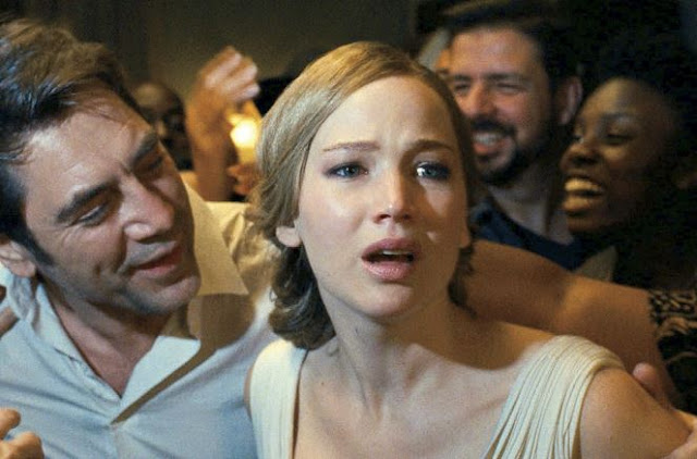 Jennifer Lawrence e Javier Bardem in una nuova immagine di ‘Madre!’