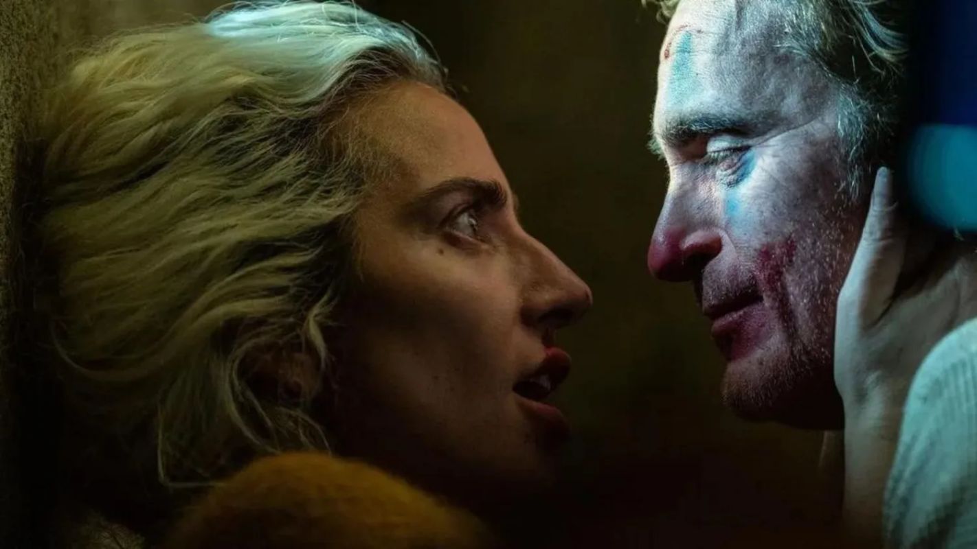 Lady Gaga e Joaquin Phoenix in una scena del film - fonte: Warner Bros. Pictures