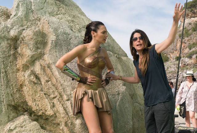 La Warner Bros. scommette su ‘Wonder Woman’ e Patty Jenkins ai prossimi Oscar