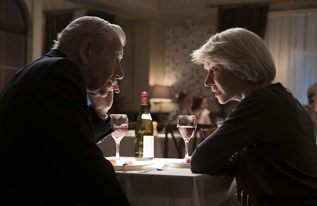 L’inganno perfetto – La recensione del thriller con Ian McKellen e Helen Mirren