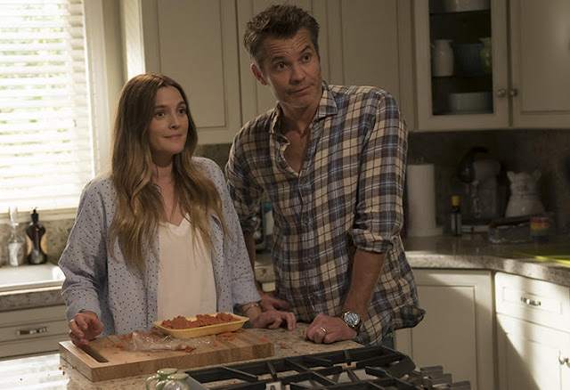 Primo Trailer per ‘SANTA CLARITA DIET’, nuova Serie Netflix con Drew Barrymore