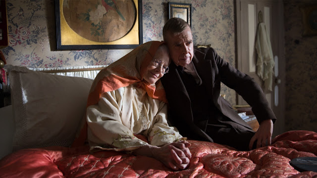 Vanessa Redgrave e Timothy Spall sono madre e figlio in ‘Mrs Lowry & Son’